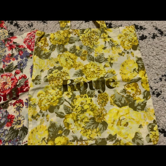 Rouje floral tote - price is for one. Comment which color you want. - Picture 2 of 5